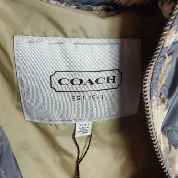 Coach Leopard Down Puffer Vest w/Hood - Fits XS or Small - Picture 7 of 10